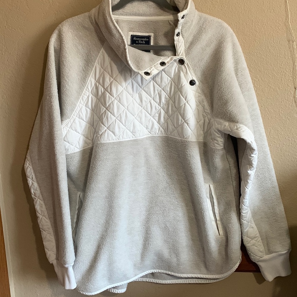 Abercrombie & Fitch Snap-Up Fleece